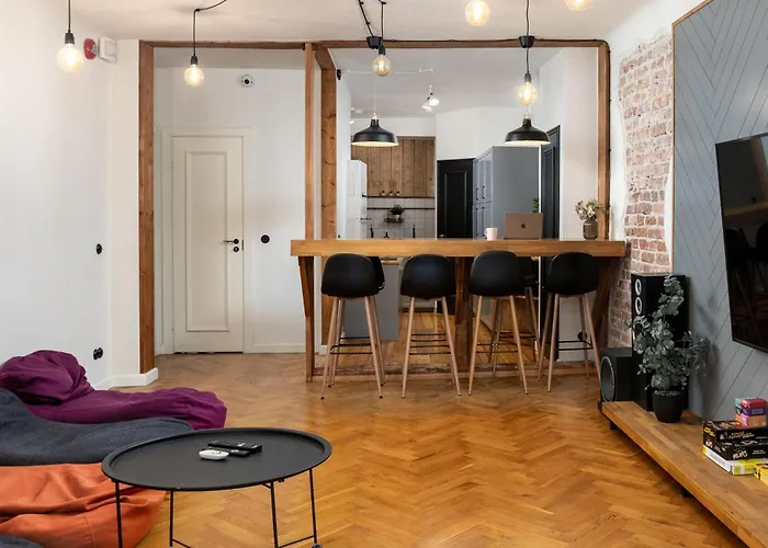 1800 By Vince - Private In Town Hall Square Rum i privatbostad Tartu