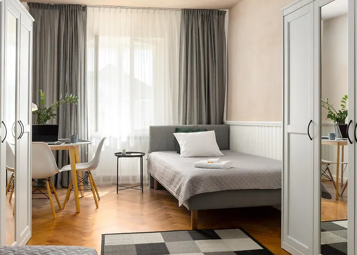 1800 By Vince - Private In Town Hall Square Rum i privatbostad *